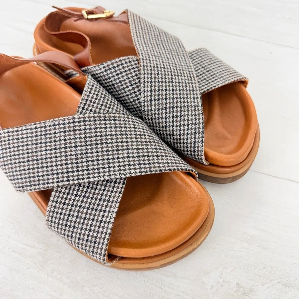 Alohas Marshmallow Sandals Women 39 US 8.5 Brown Houndstooth Platform Crisscross
